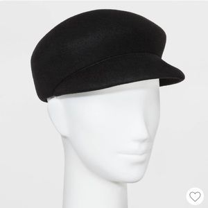Captain hat with chain